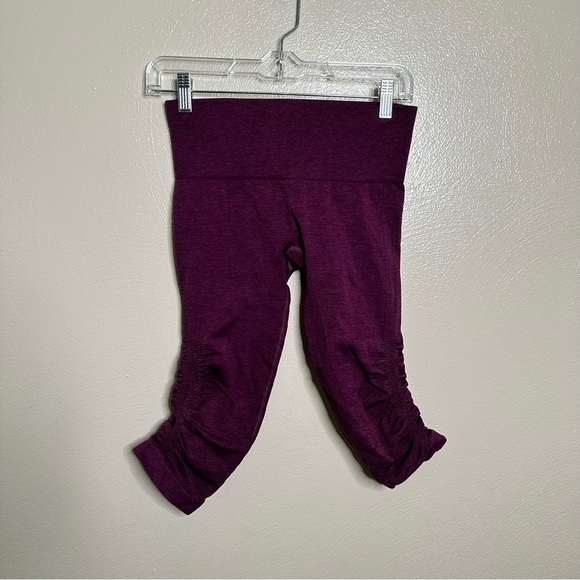 Lululemon In The Flow Crop II Heathered Regal Plum capri leggings Size 4 - Picture 2 of 7